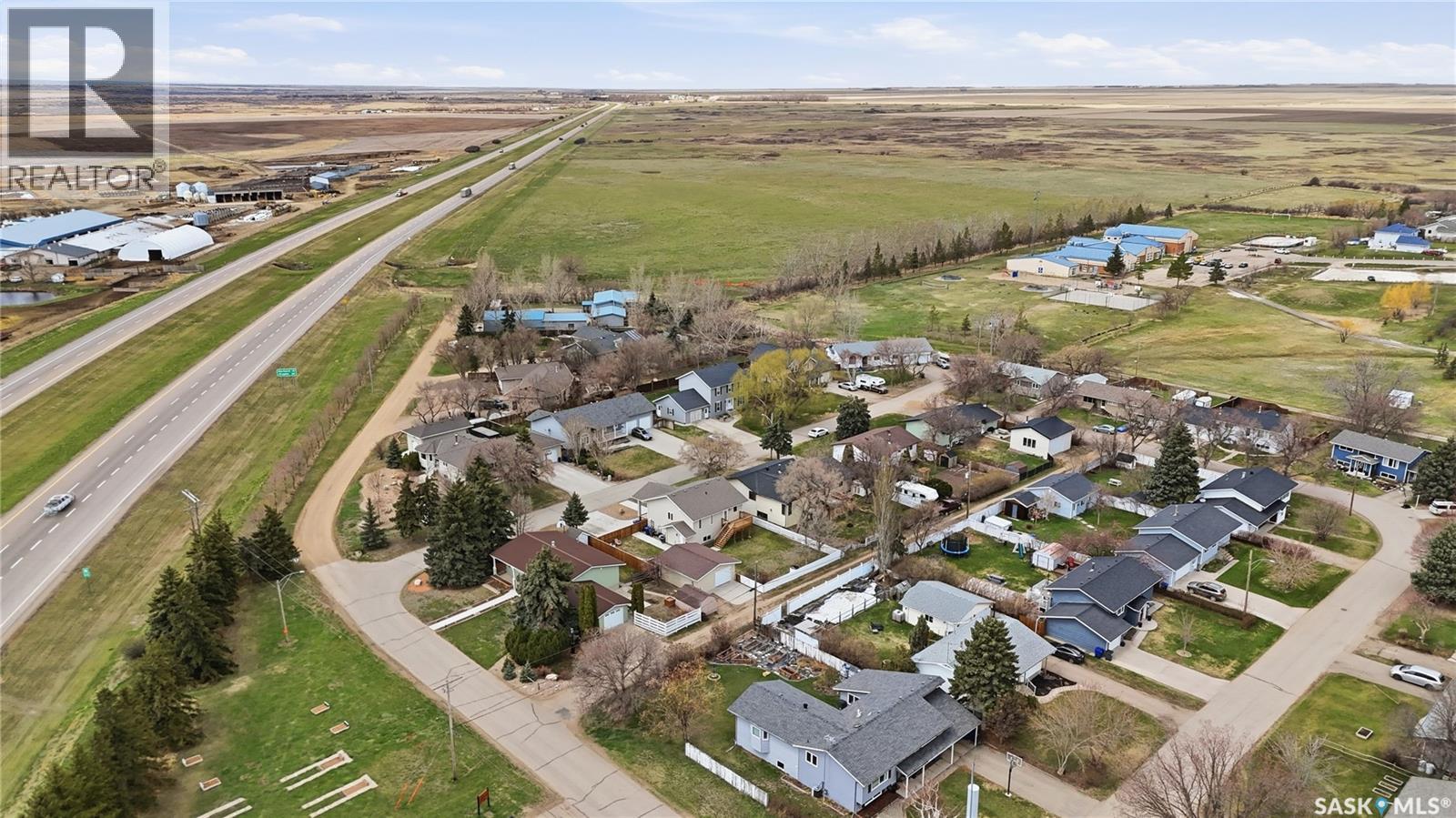 107 Valleyview DRIVE - 84