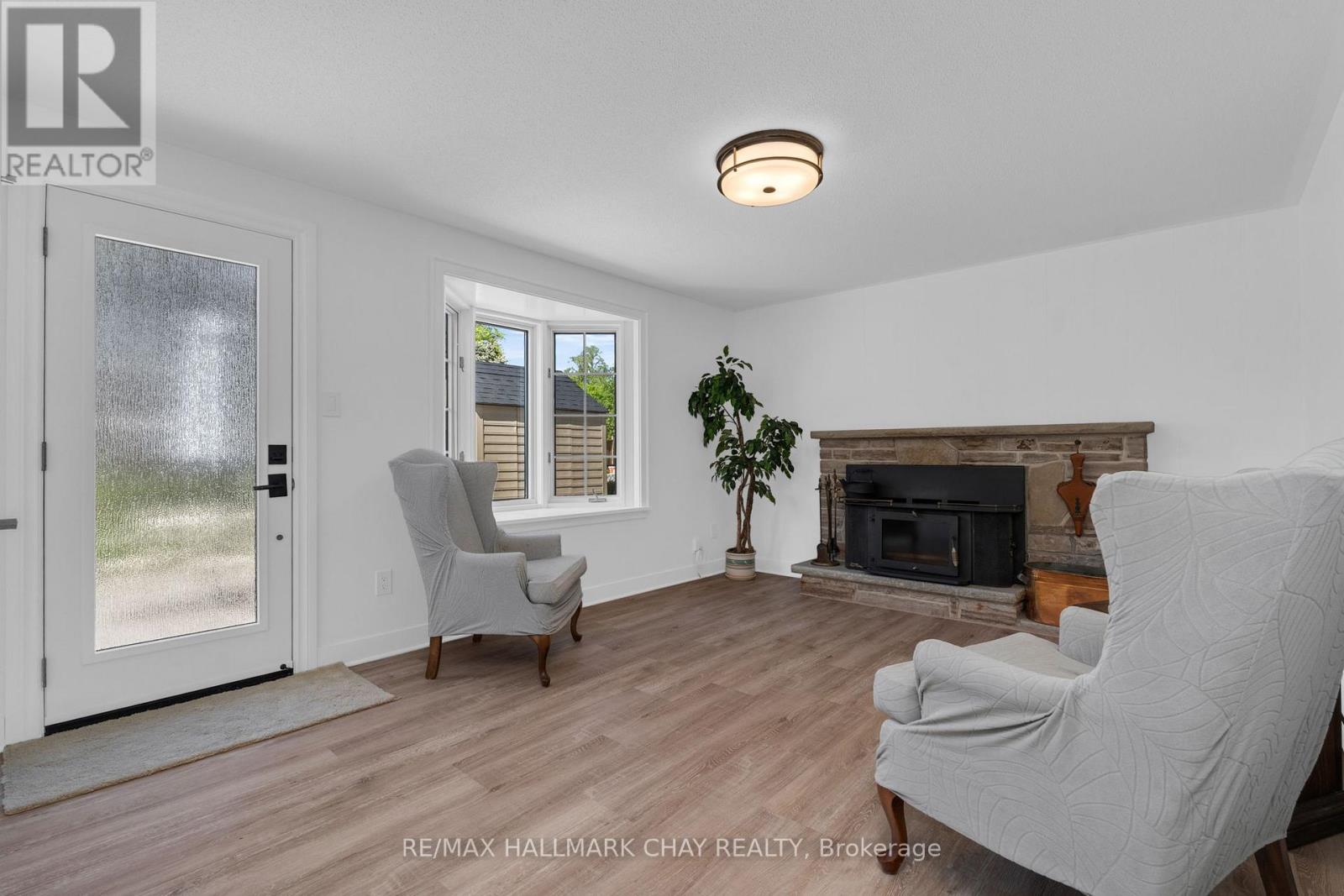 15 CROSSBOW CRESCENT - 29