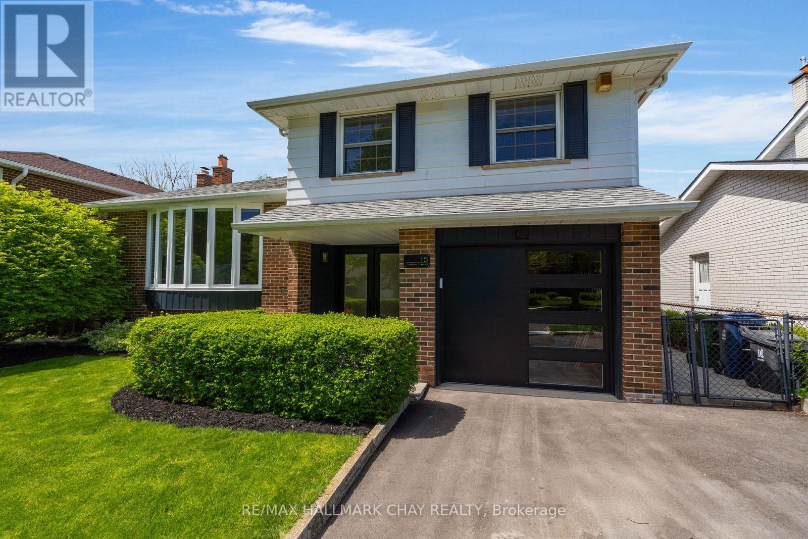 15 CROSSBOW CRESCENT - 4