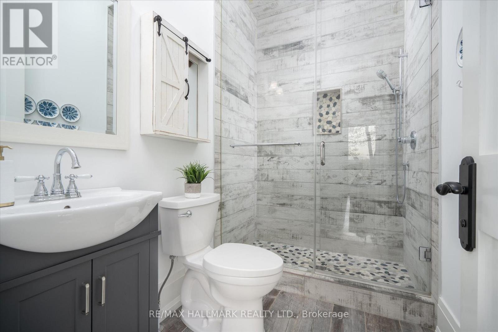 334 DYSON ROAD - 25