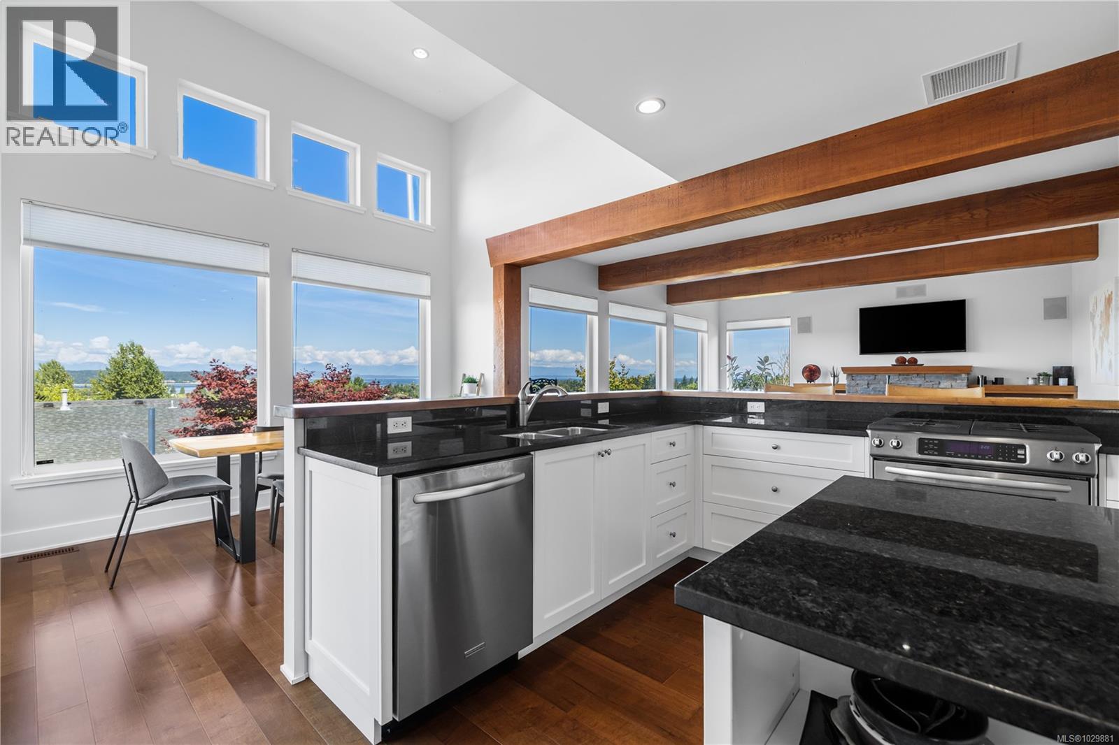 742 Nelson Rd - 7