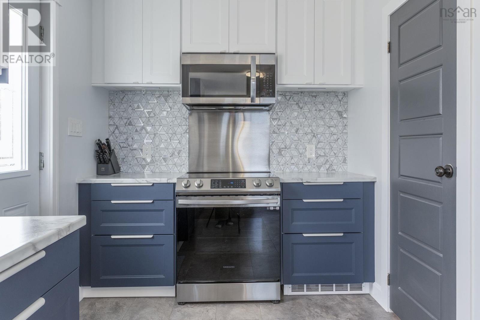 821 Meadowvale Road - 16