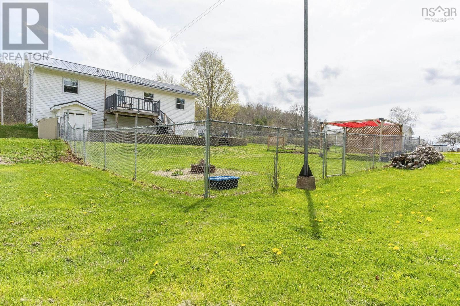 821 Meadowvale Road - 3