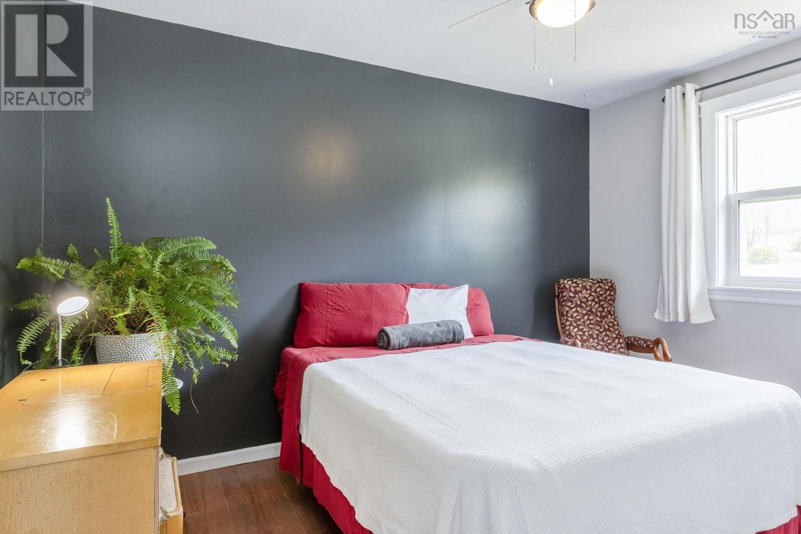821 Meadowvale Road - 25