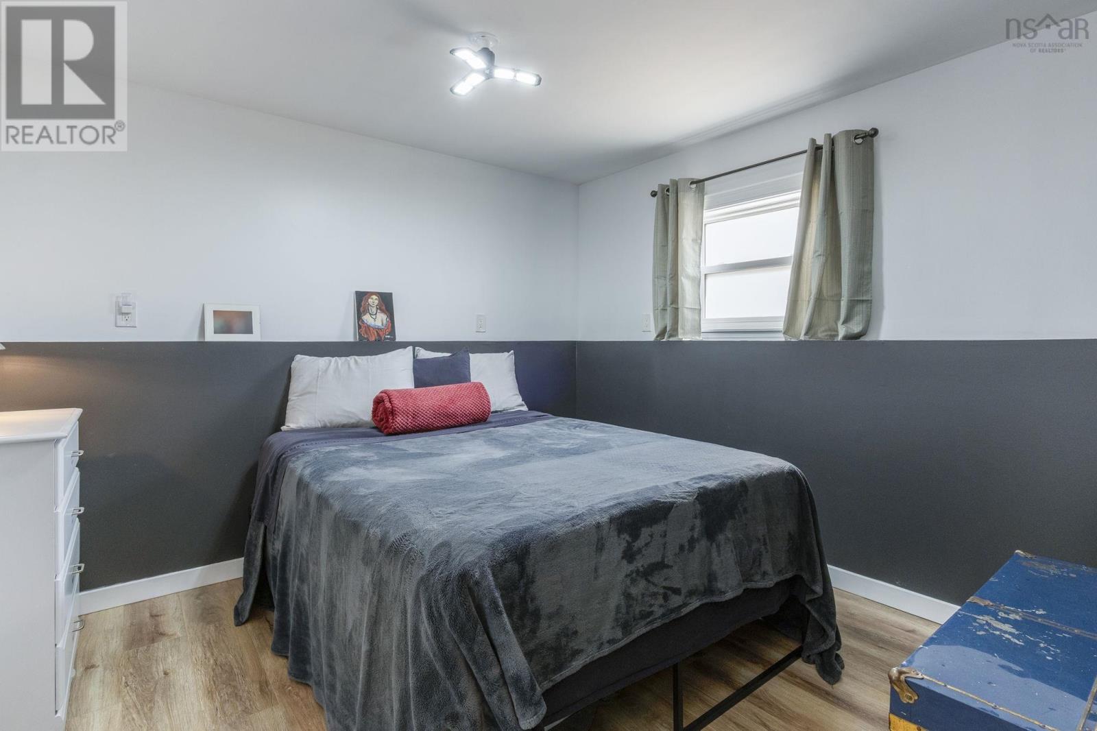 821 Meadowvale Road - 36