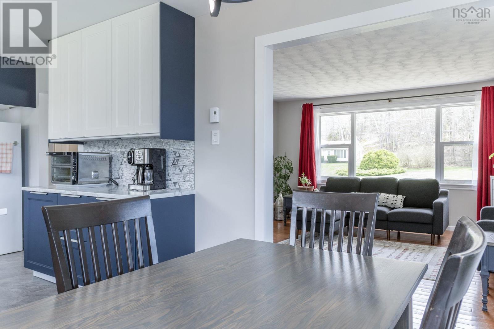821 Meadowvale Road - 10