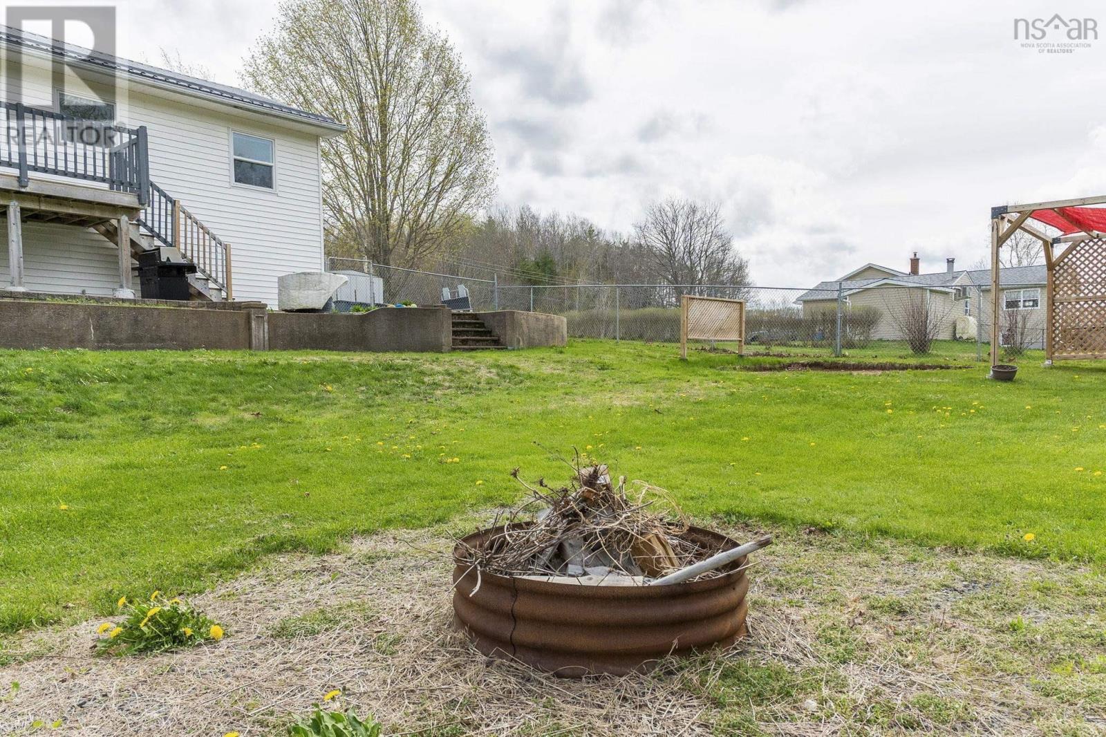 821 Meadowvale Road - 44