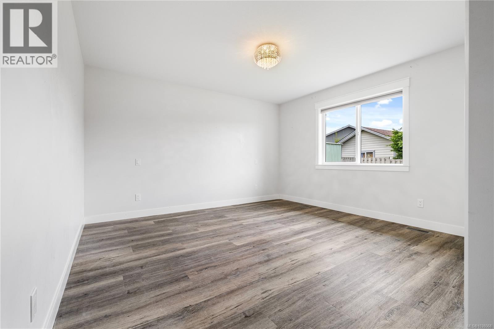 1535 Prentice Rd, Campbell River