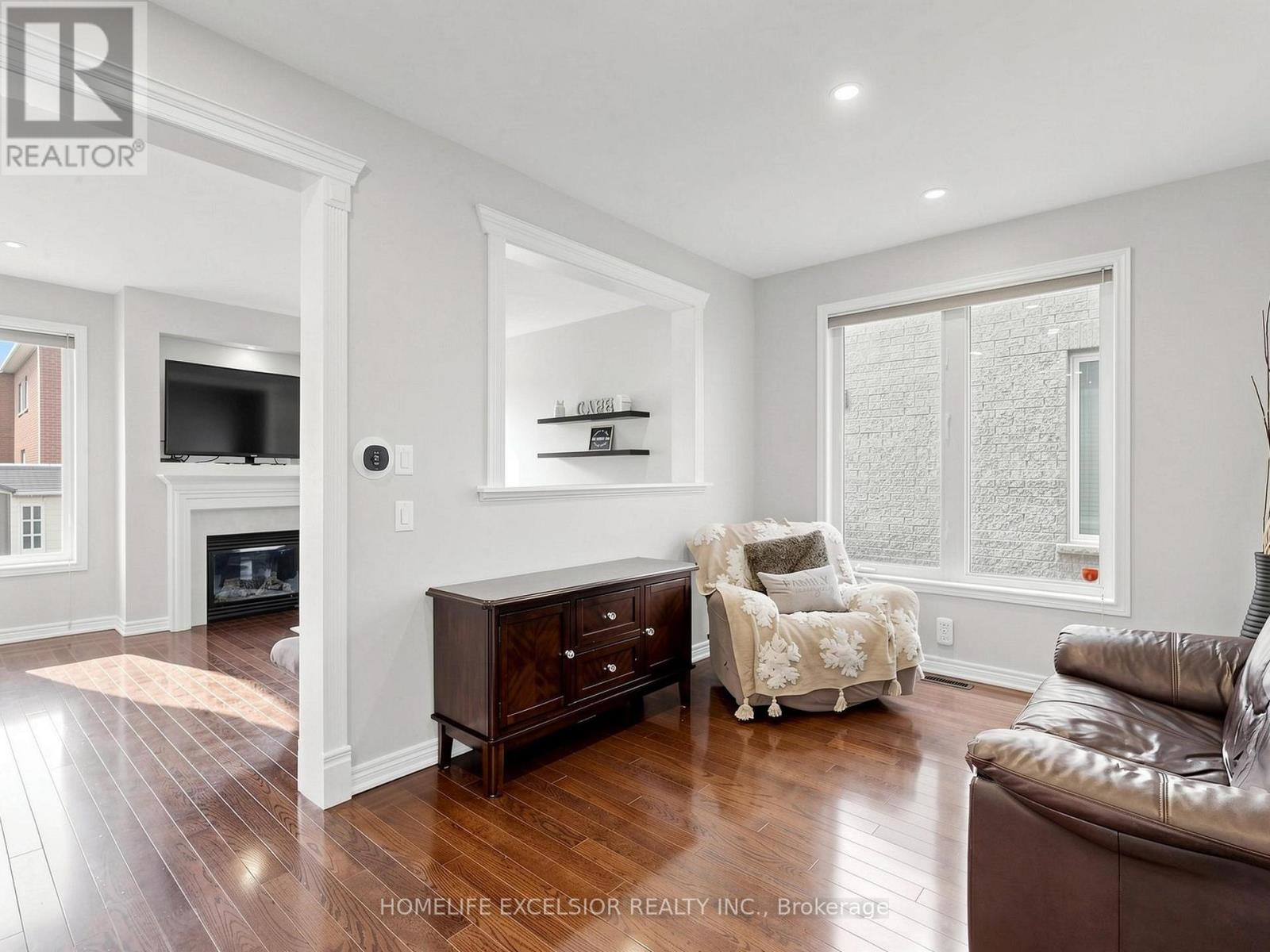 6 LADY GWILLIM AVENUE - 10