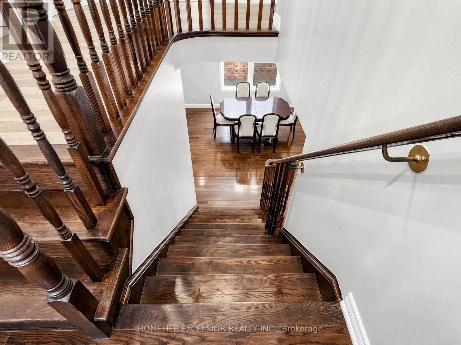 6 LADY GWILLIM AVENUE - 23