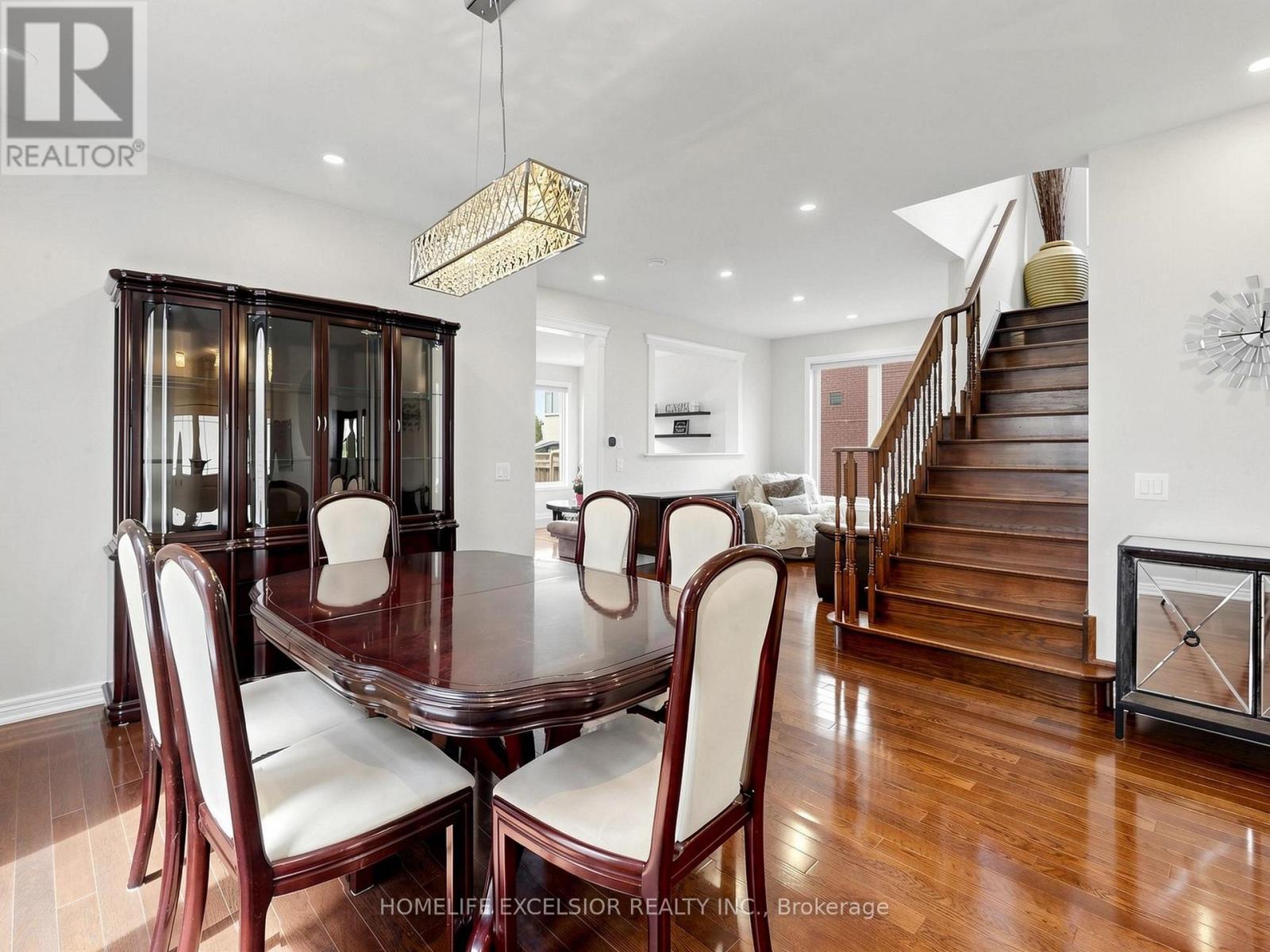 6 LADY GWILLIM AVENUE - 8