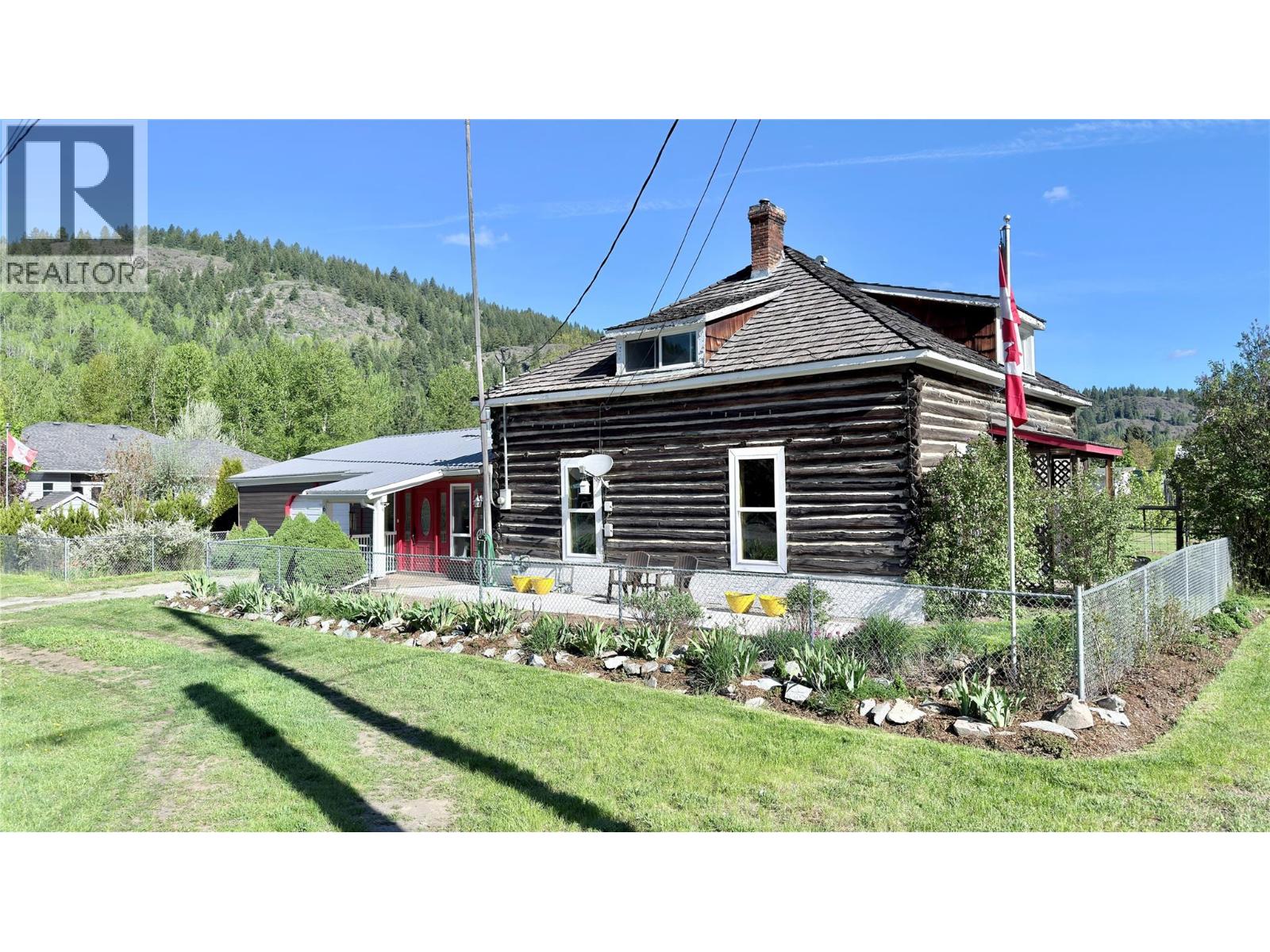 601 Government Avenue N - 3
