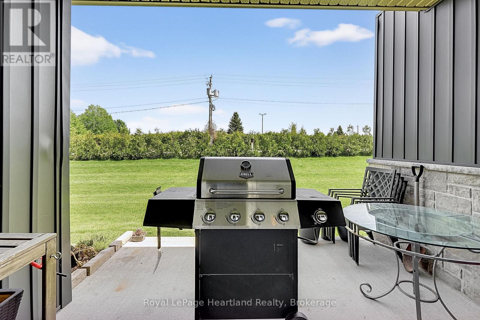 11 SILVER CREEK ROAD - 32