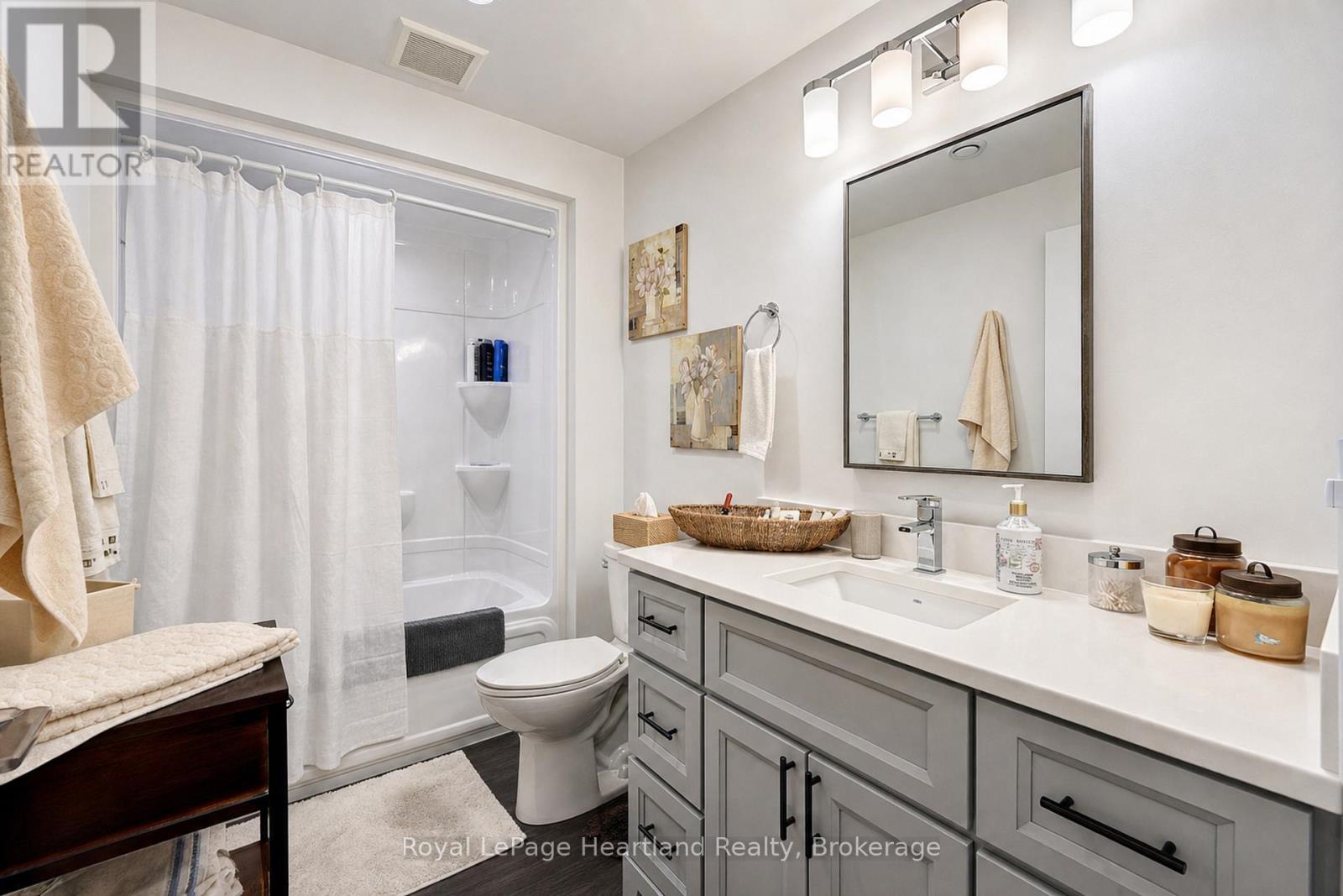 11 SILVER CREEK ROAD - 22