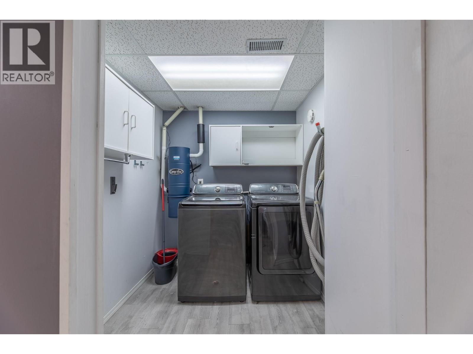 3436 McTaggart Road - 25