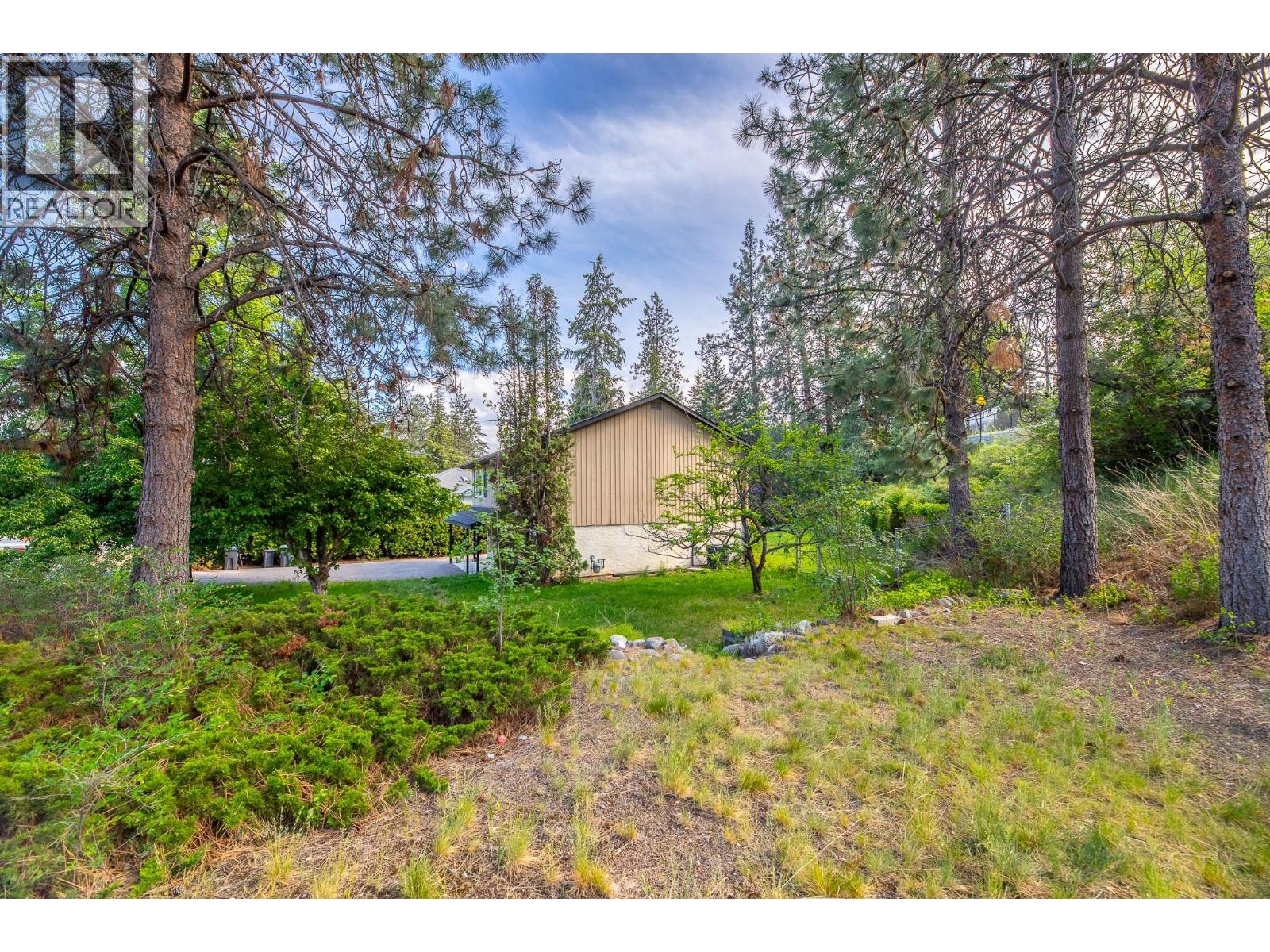 3436 McTaggart Road - 34