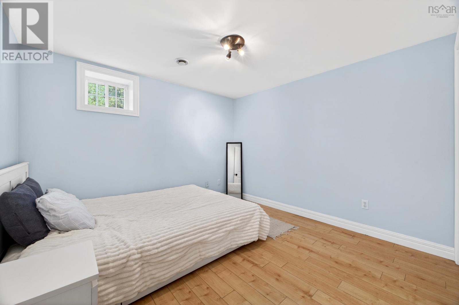Property 34 of 47 of 104 GEORGINA Drive