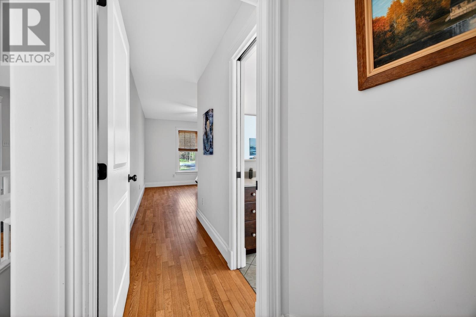 Property 23 of 47 of 104 GEORGINA Drive