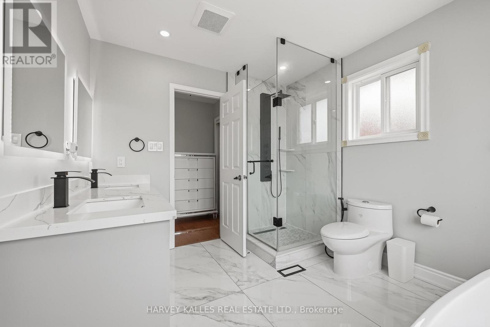 951 WHITE CLOVER WAY - 26