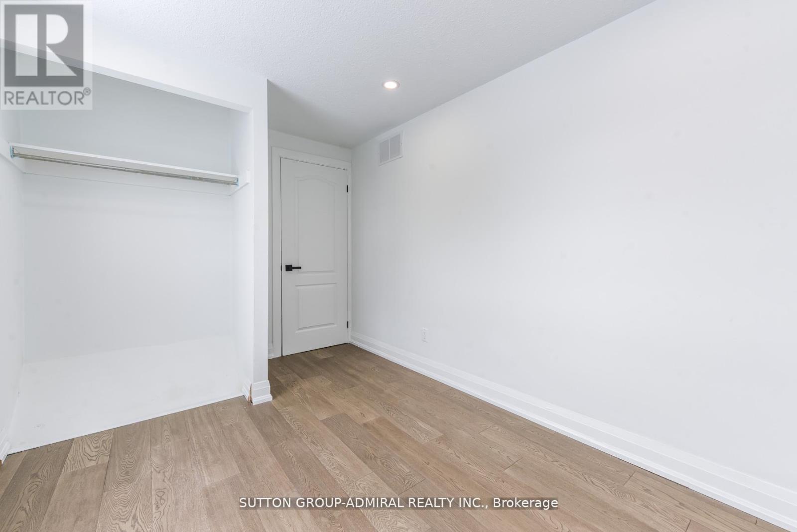 4 HARDCASTLE COURT - 27