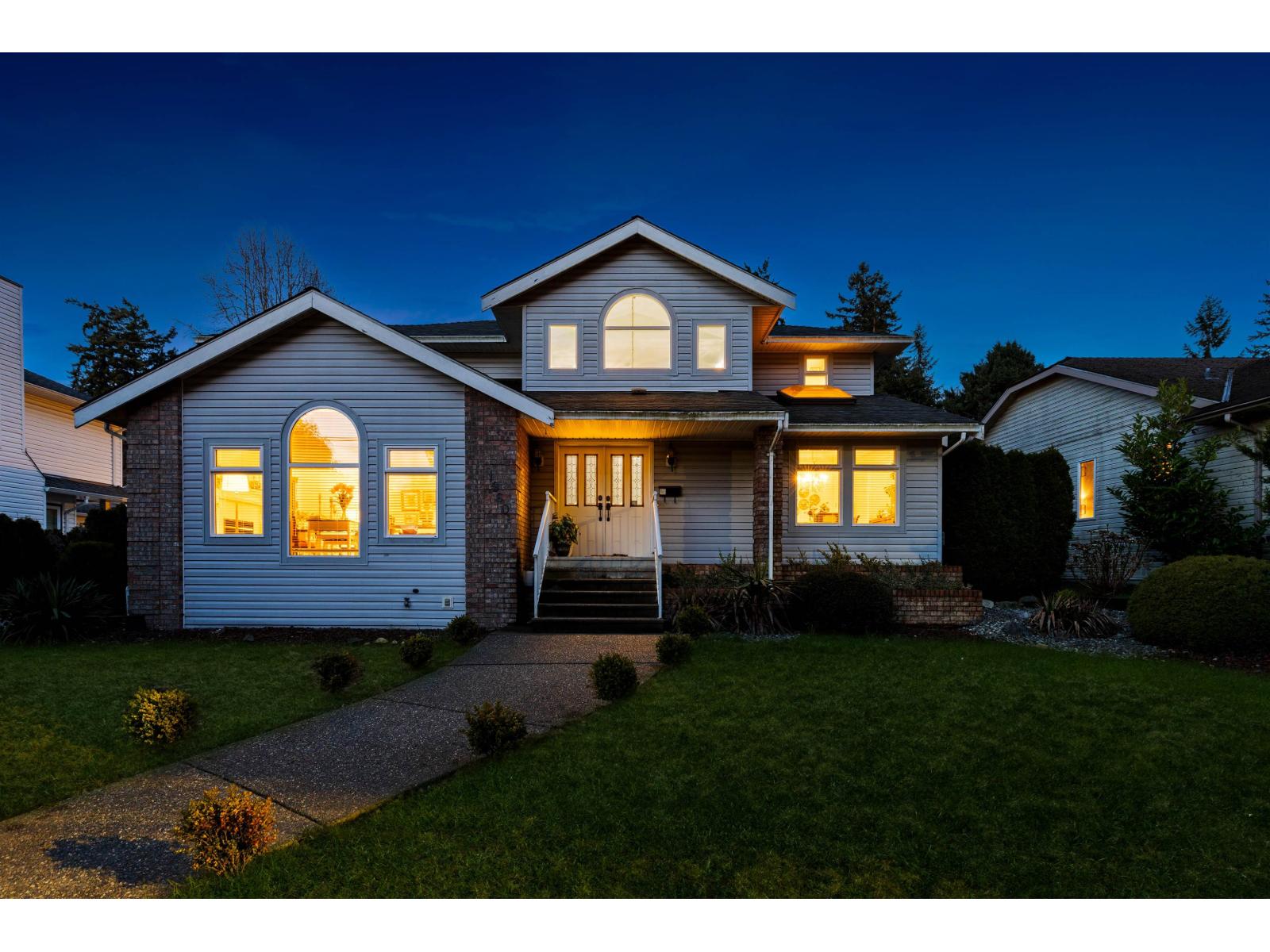 4 Bed, 3 Bath Duplex for Sale in Surrey – 1960 128 STREET, Surrey – MLS# R3111136 - Image 31