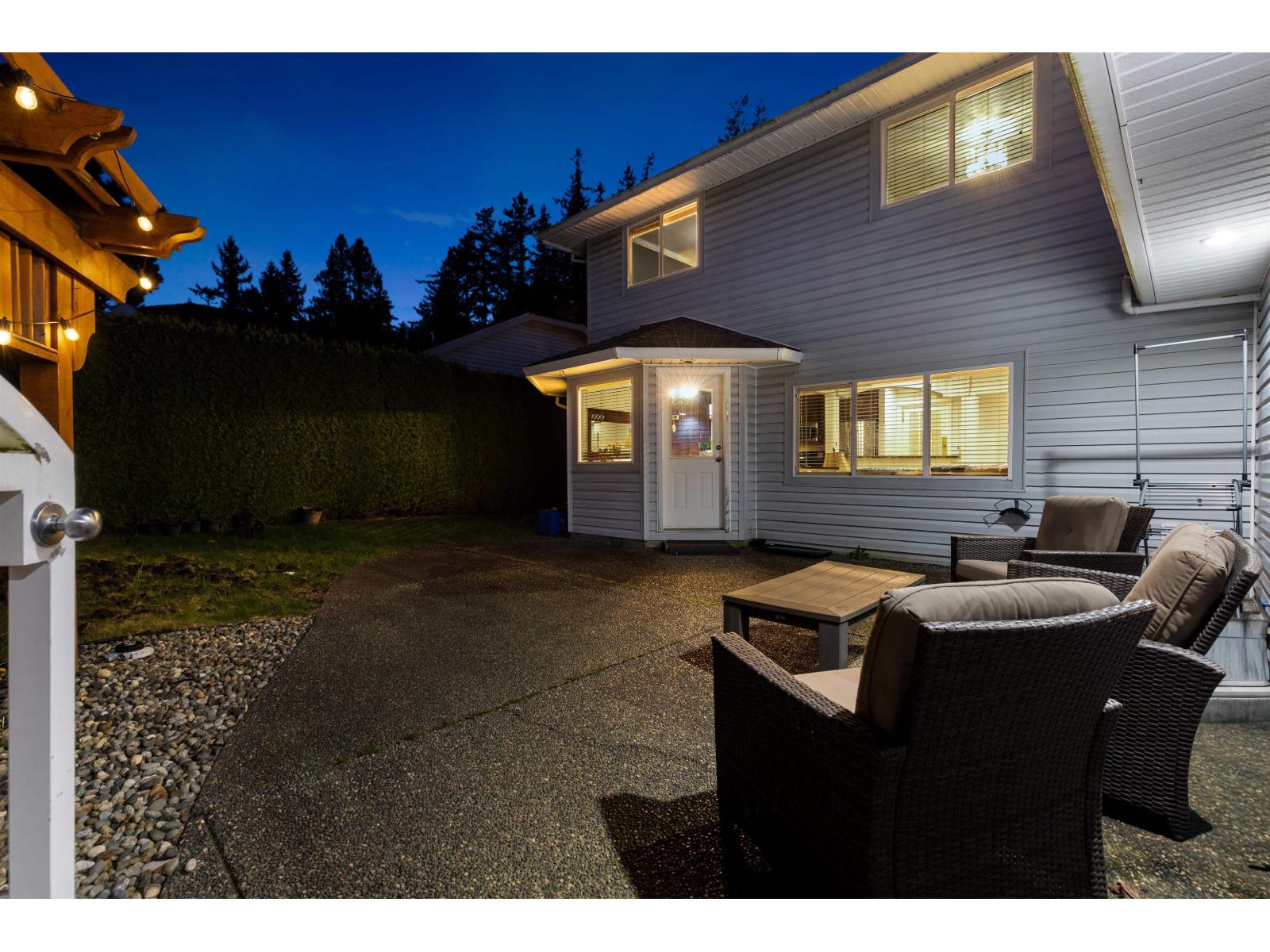 4 Bed, 3 Bath Duplex for Sale in Surrey – 1960 128 STREET, Surrey – MLS# R3111136 - Image 34