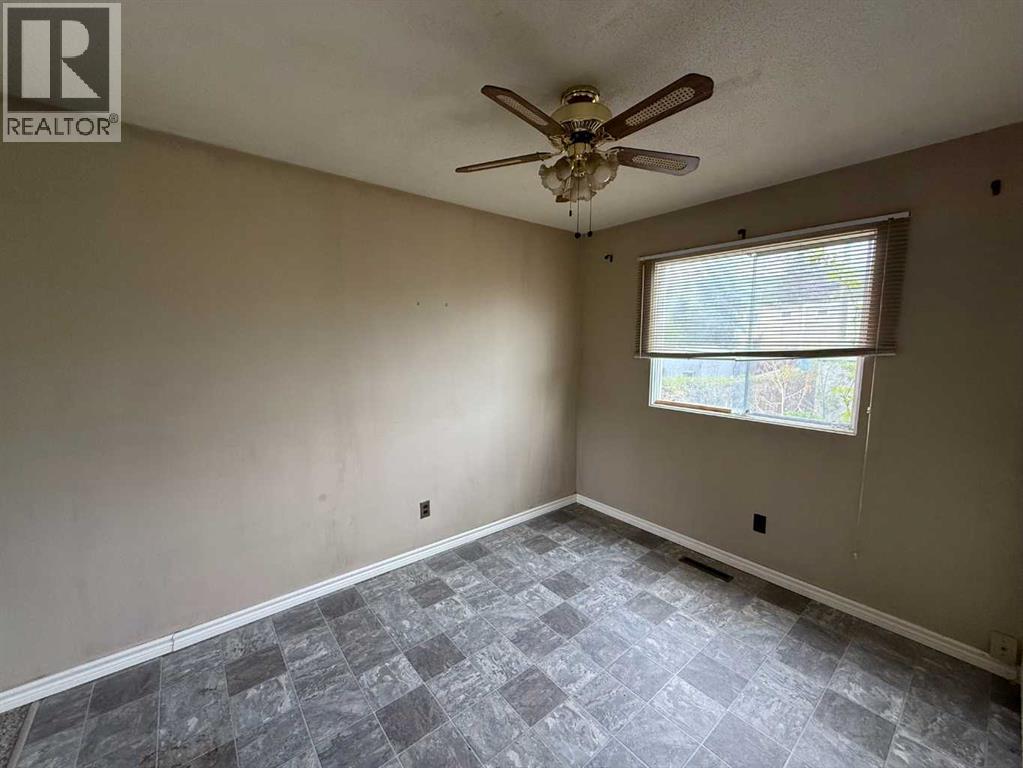 9507 89 Avenue - photo 3