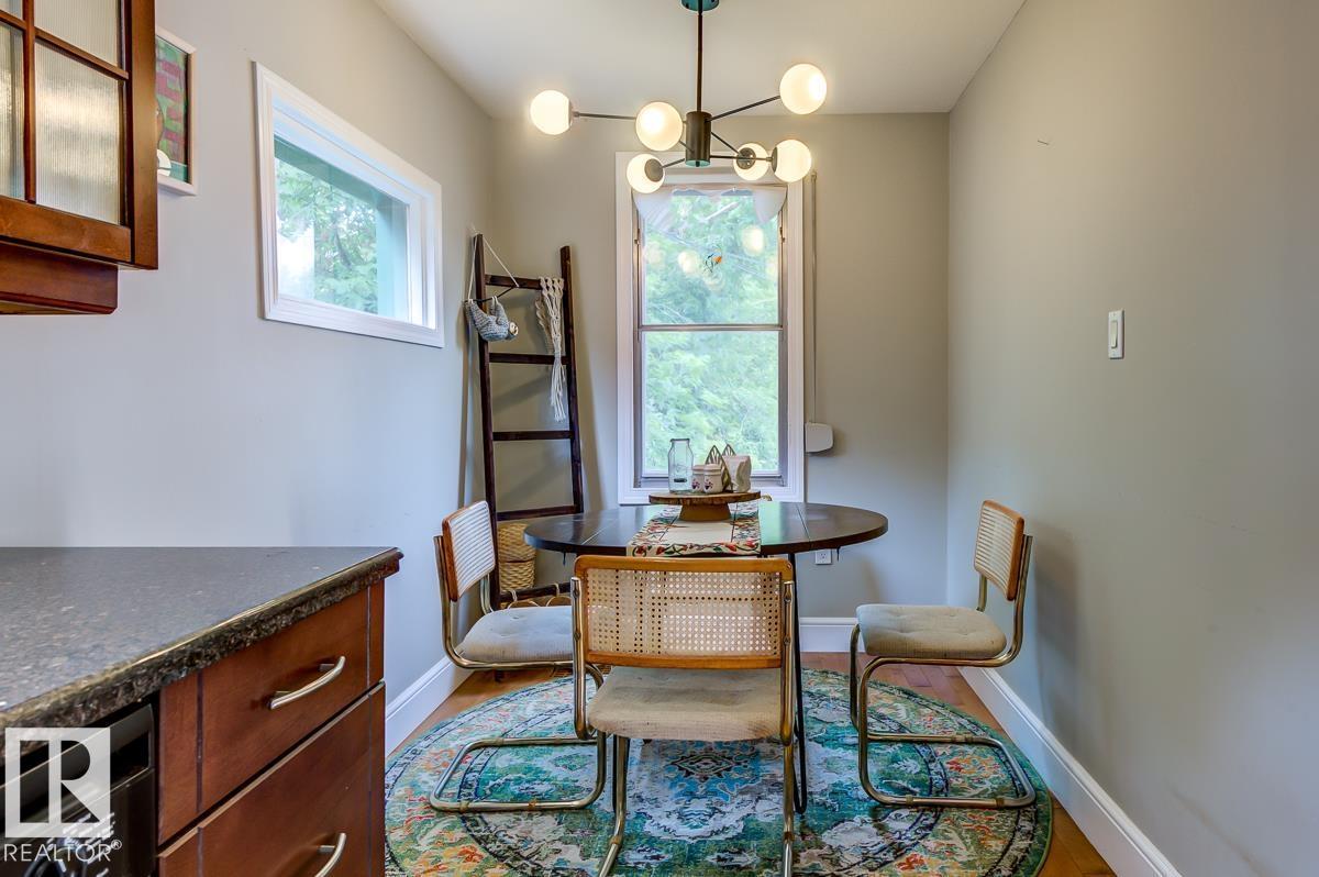 10950 73 AV NW - 23