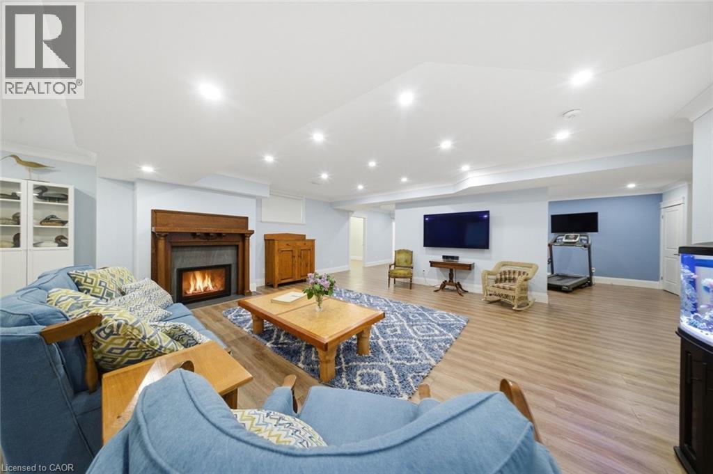 70 BROWN Street - 35