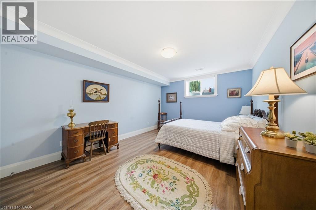 70 BROWN Street - 38