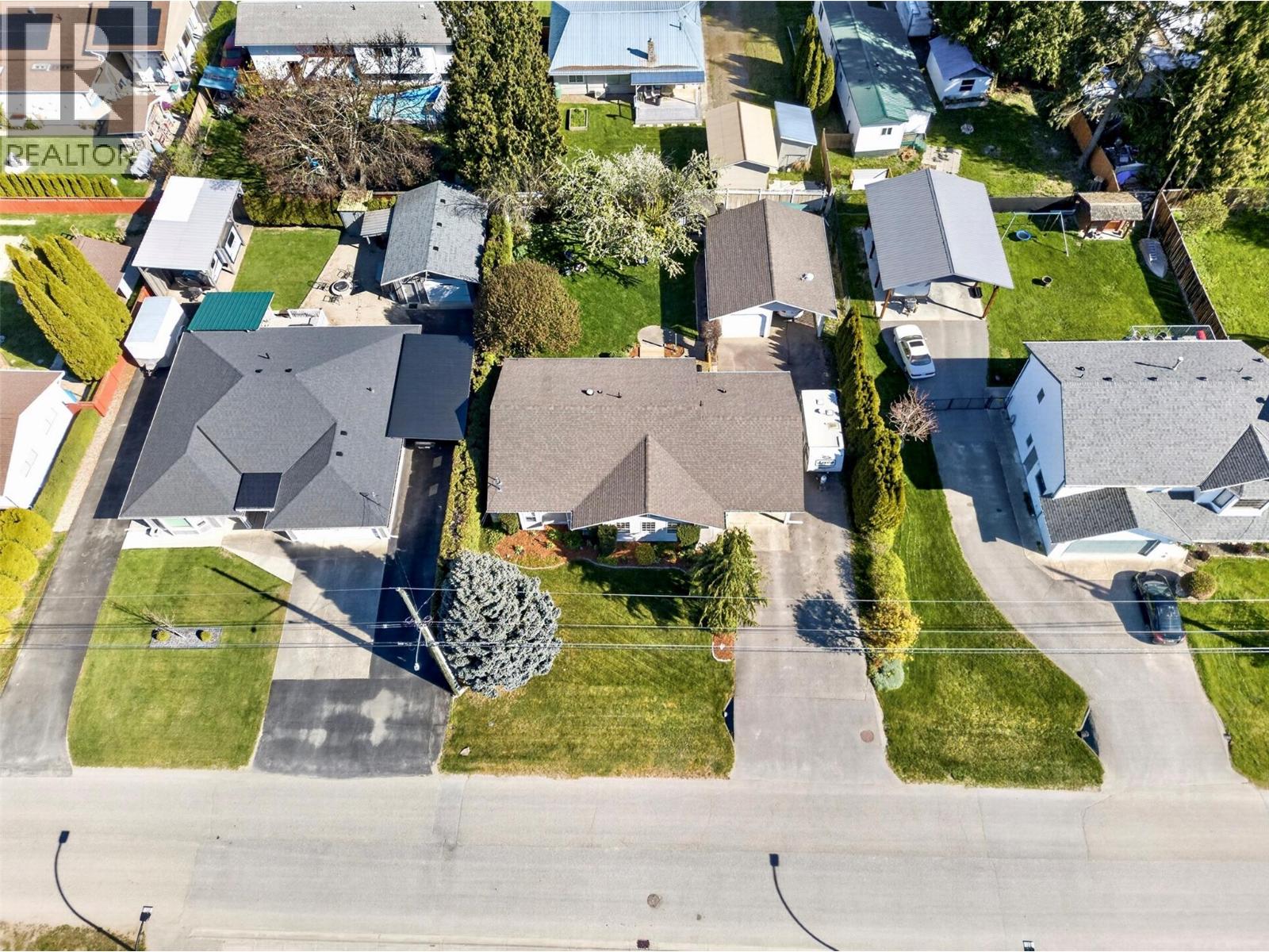 730 Parksville Street - 4