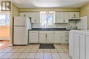 37 GOTTSCHEER COURT - 15
