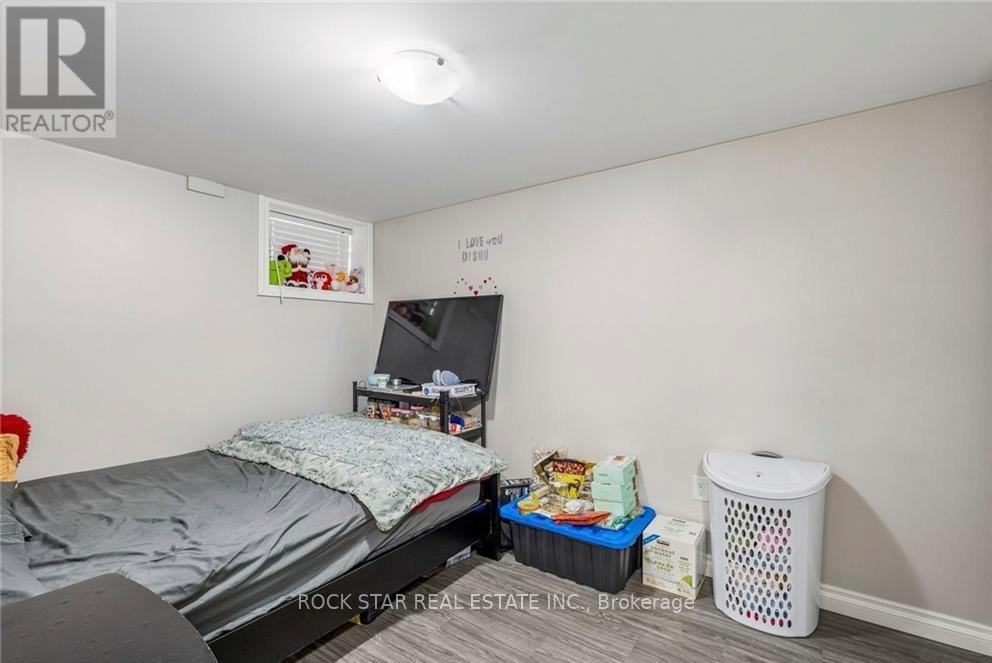 29 HEATHER COURT - 20