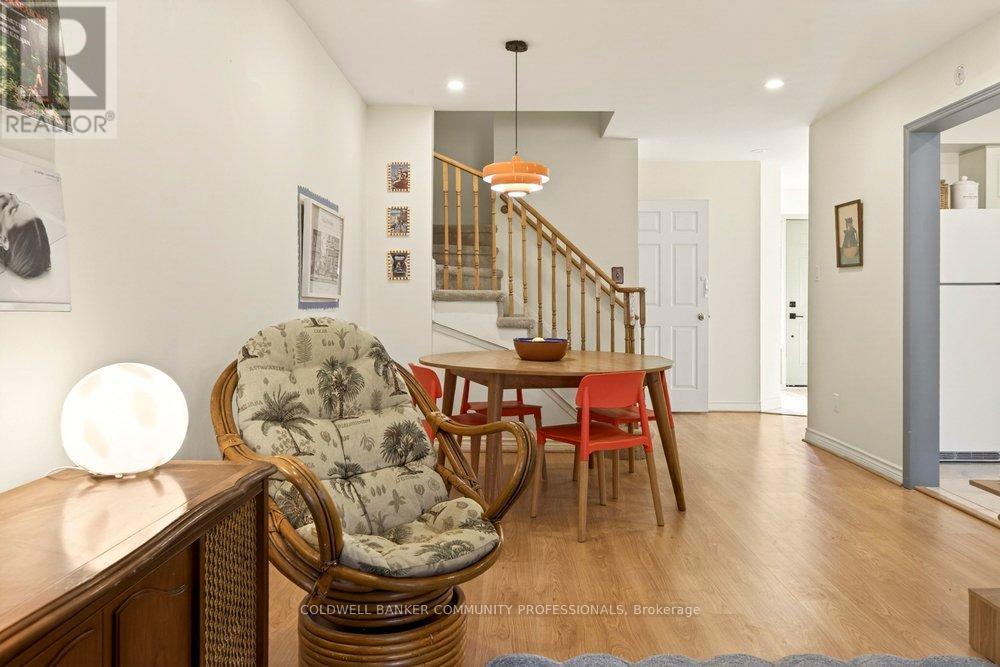 #20 10 HUNTINGWOOD AVENUE - 8