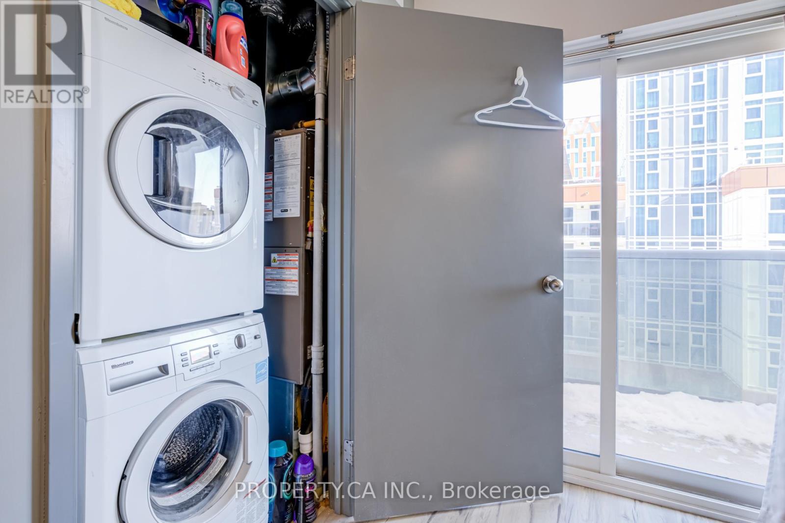 #161 258A SUNVIEW STREET - 18