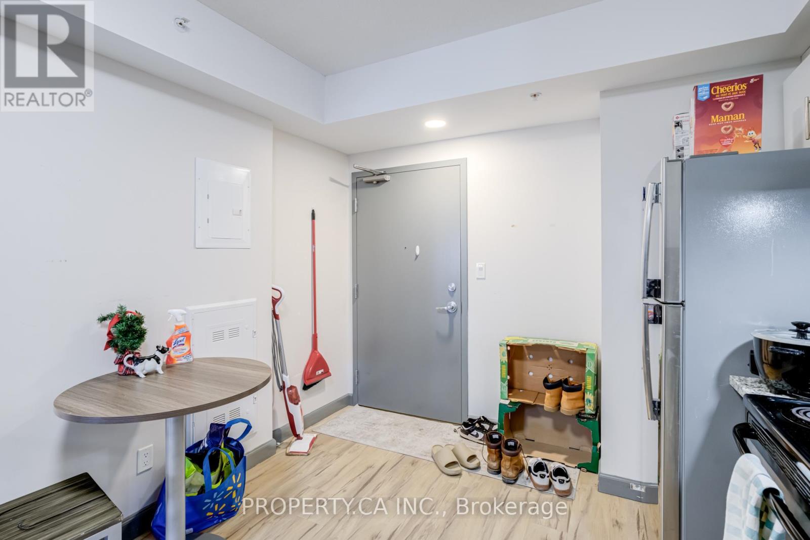 #161 258A SUNVIEW STREET - 23