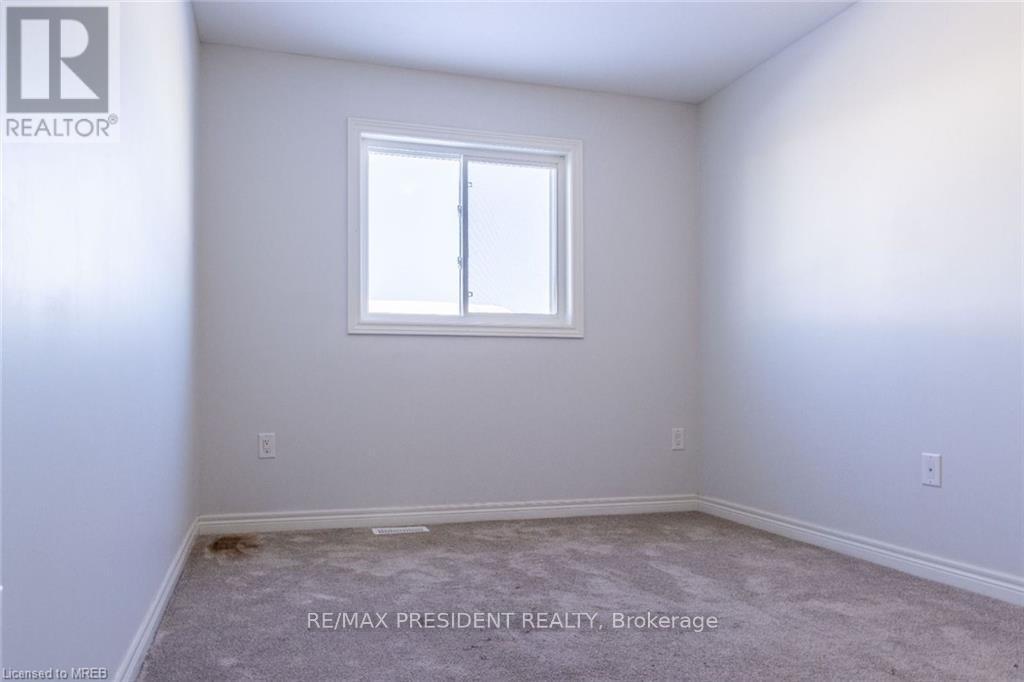 80 MONARCH STREET - 12