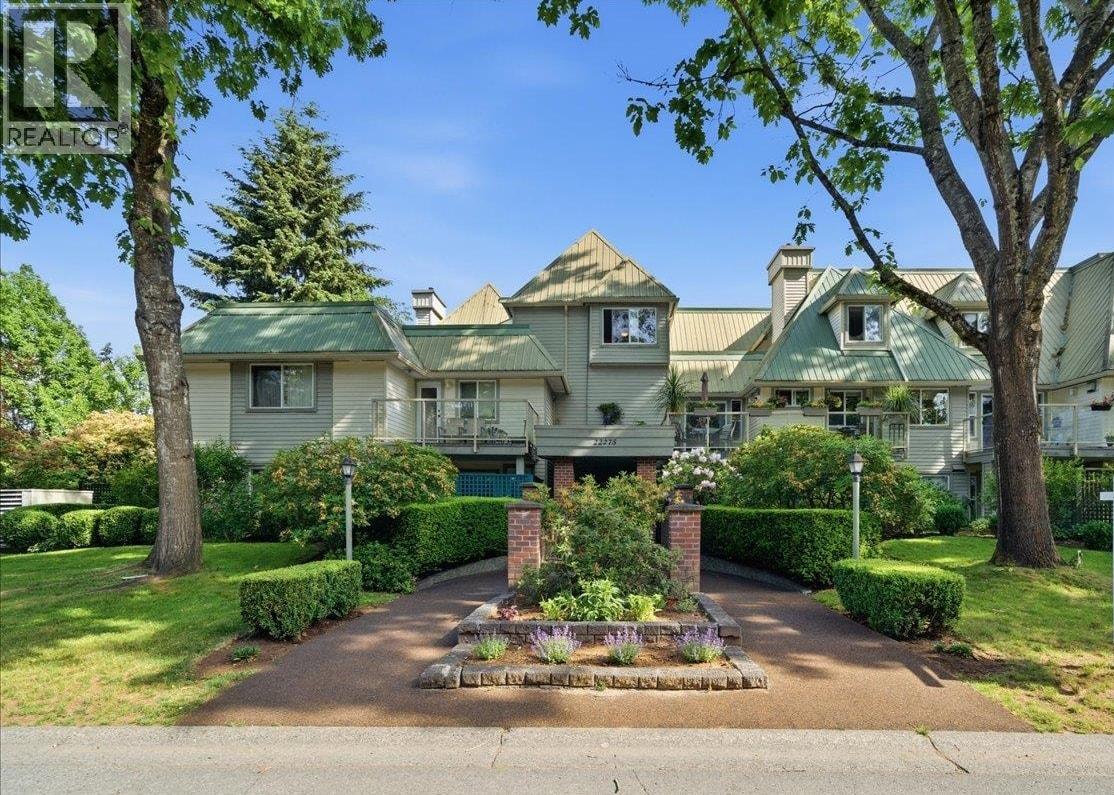 203 22275 123 Avenue - main photo