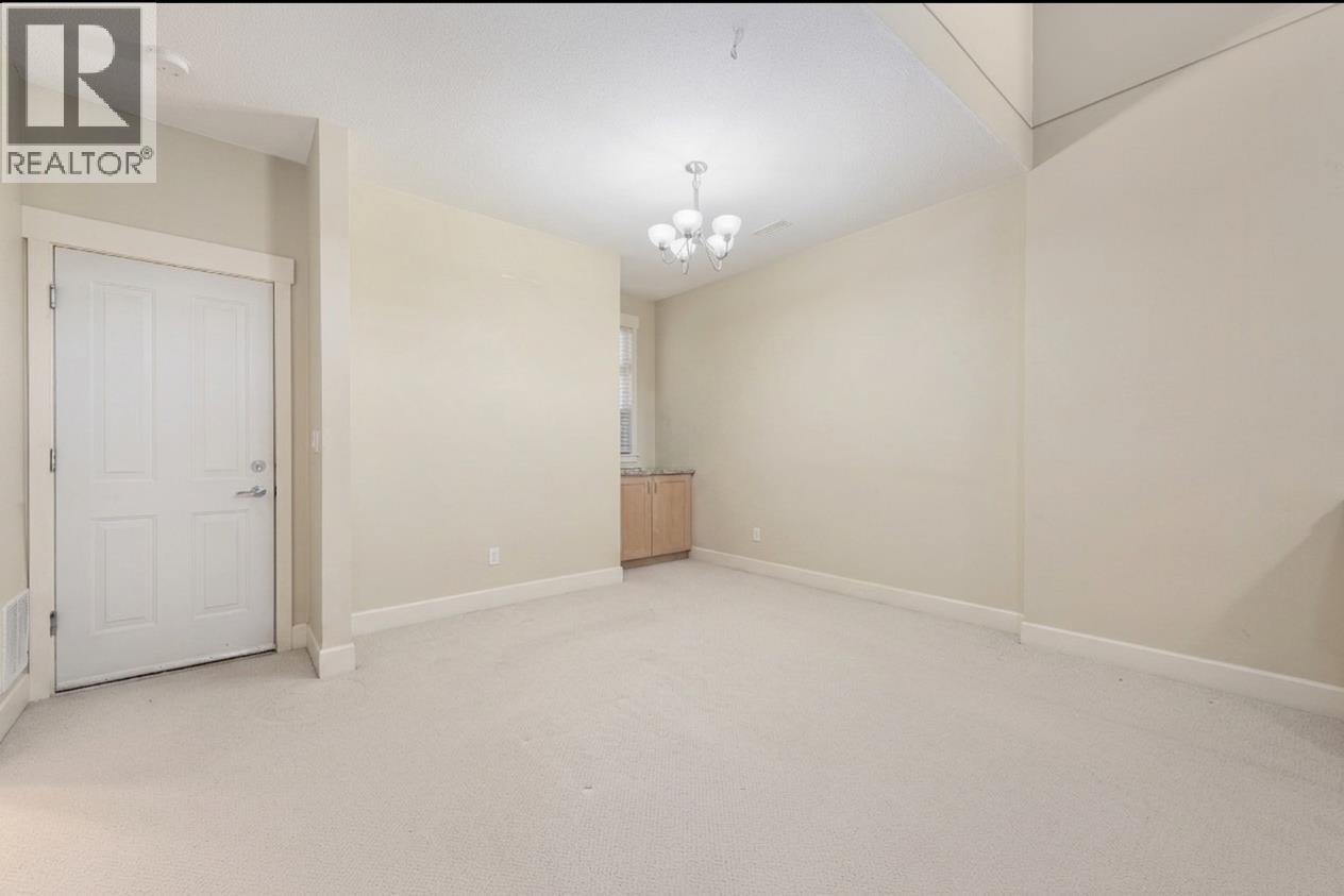 72 6300 BIRCH STREET, Richmond
