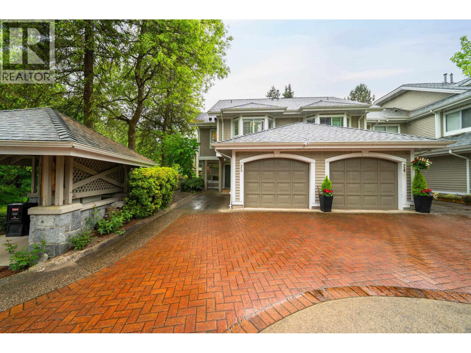 25 650 ROCHE POINT DRIVE — photo 3