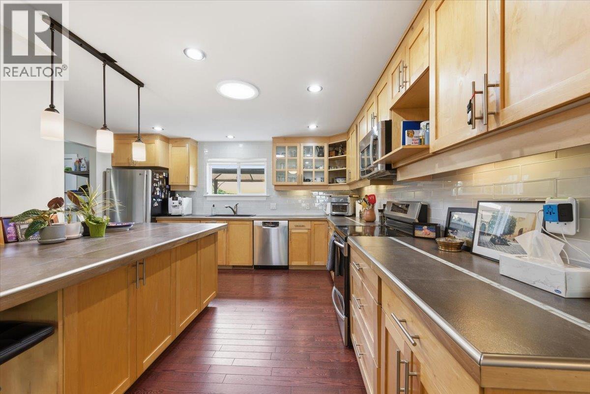  3002 20th Street, Vernon