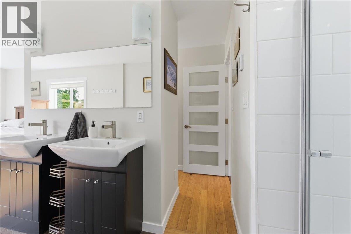  3002 20th Street, Vernon
