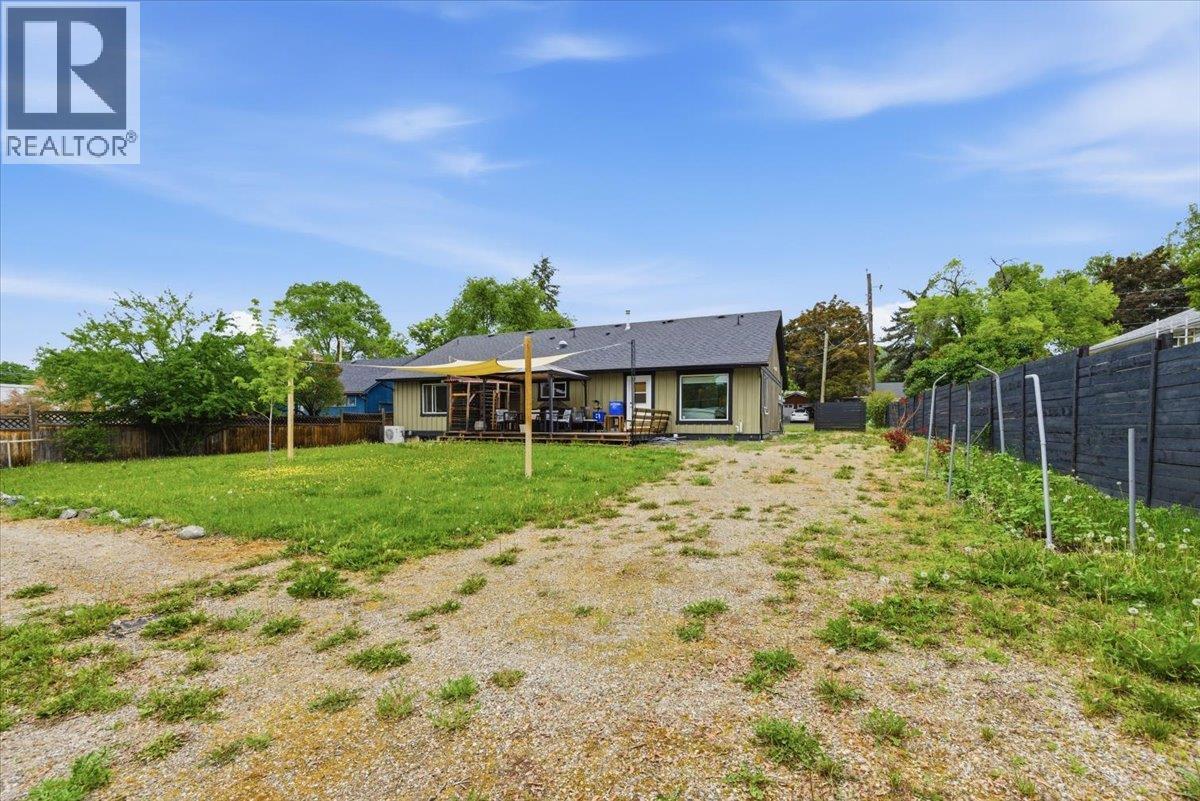  3002 20th Street, Vernon