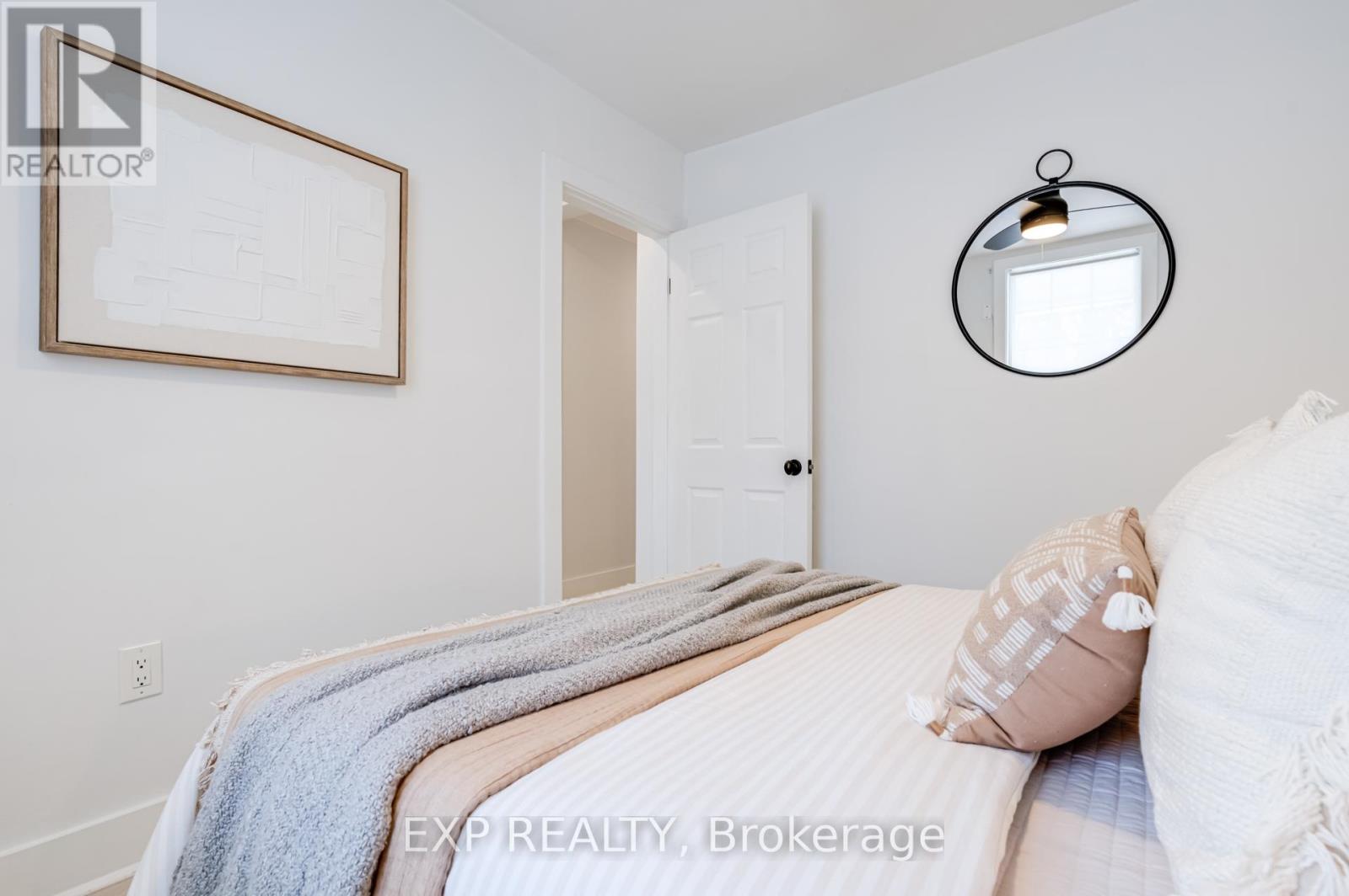 146 HANSON STREET - 19