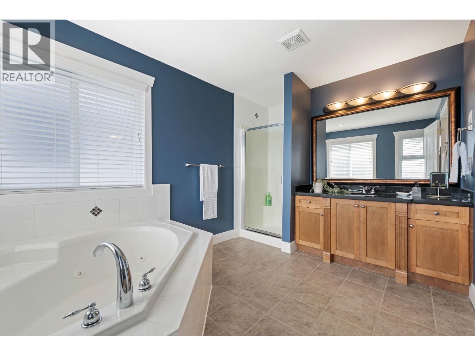 10123 242 STREET, Maple Ridge