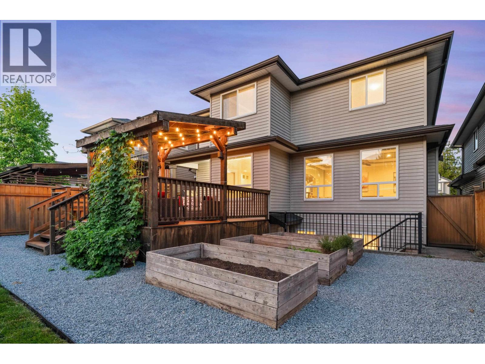 10123 242 STREET, Maple Ridge