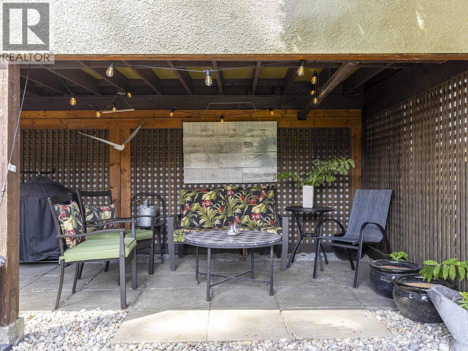 4428 ST. GEORGE STREET, Vancouver
