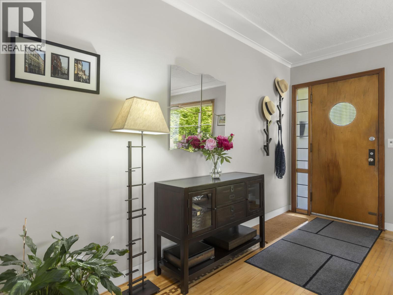 4428 ST. GEORGE STREET, Vancouver