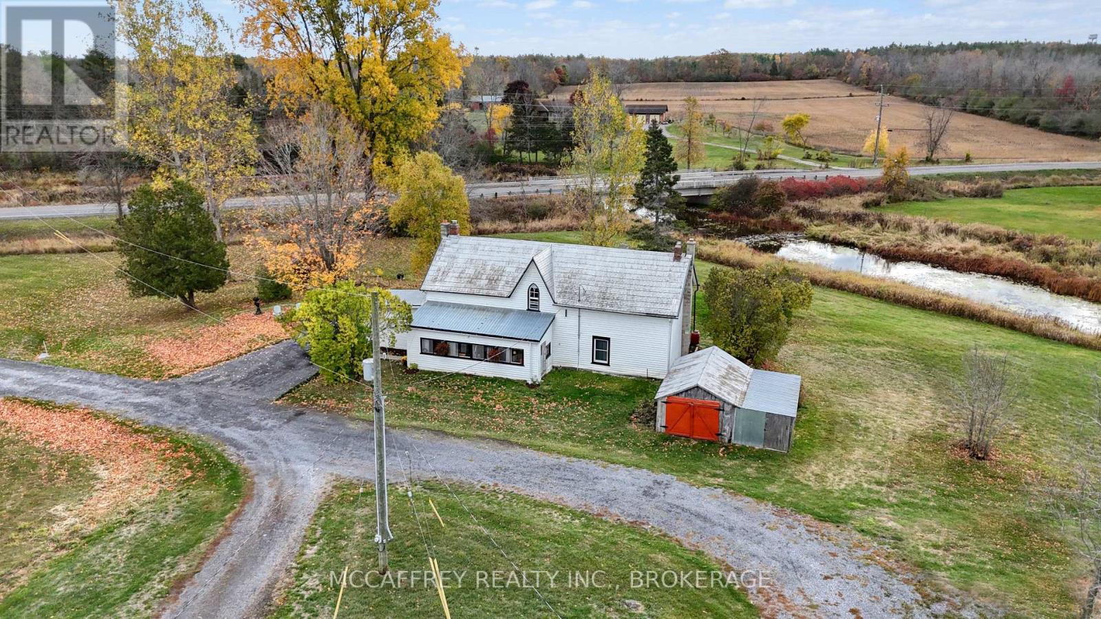 1549 DOYLE ROAD - 40