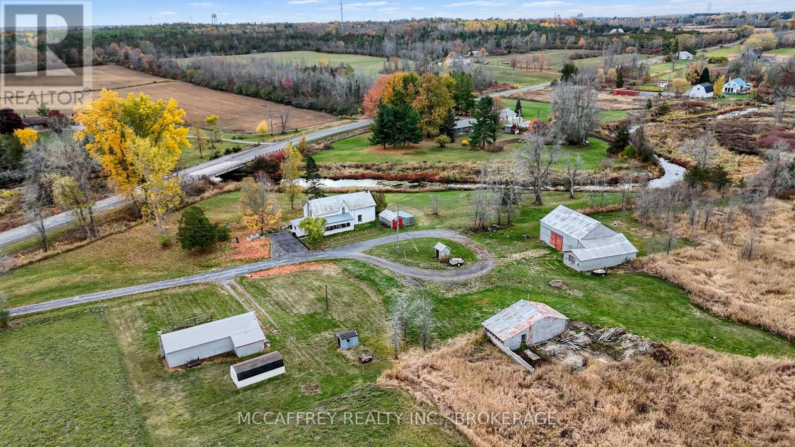 1549 DOYLE ROAD - 41